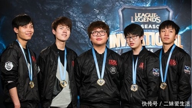 赛场上提供 赛场上提供