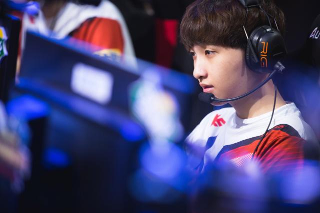 定回购这位 定回购这位